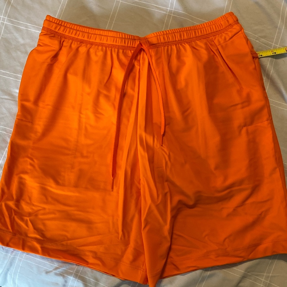 NWT Orange Athletic Running Shorts with Pockets on Liner